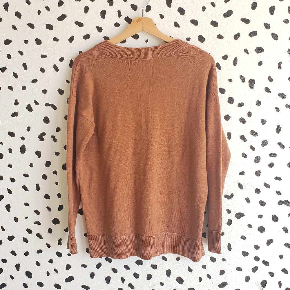 Rust/Brown Lightweight V neck Sweater - Picture 7 of 9